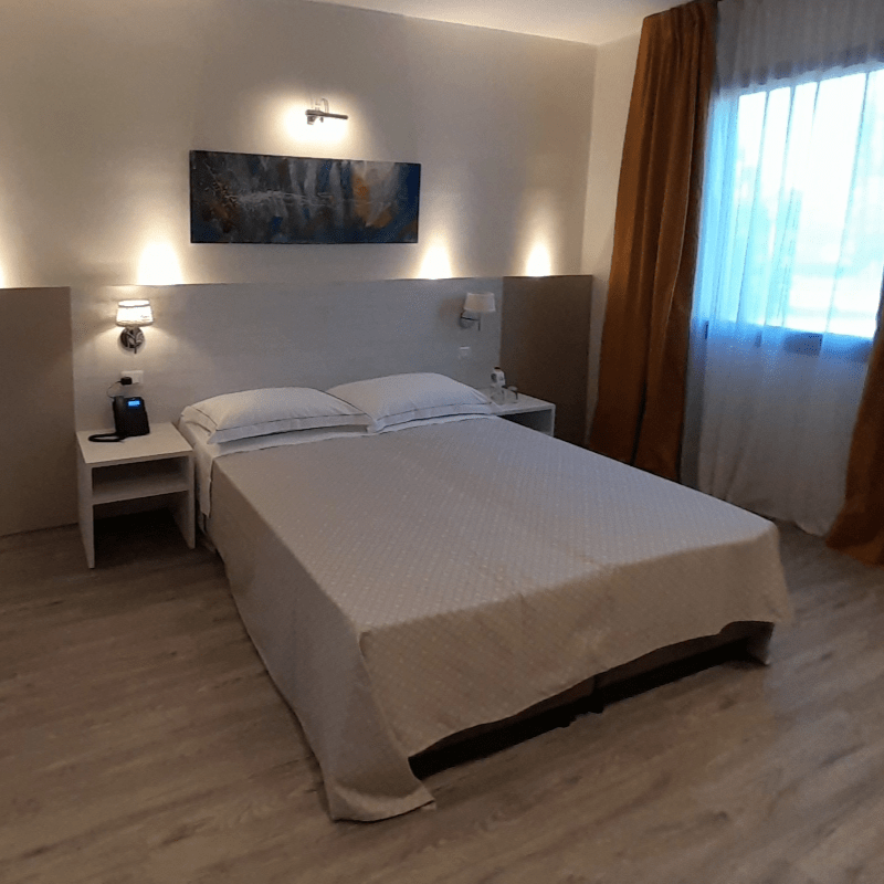 Risparmia con le nostre offerte speciali per il fine settimana e rendi il tuo soggiorno ancora più conveniente.